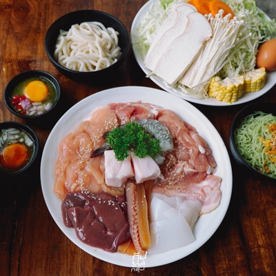 หมูหมึกกุ้ง หมูกระทะ Rooftop