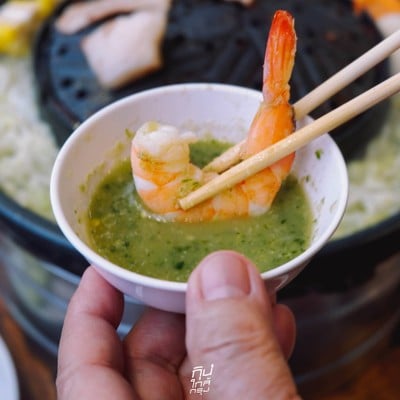 หมูหมึกกุ้ง หมูกระทะ Rooftop