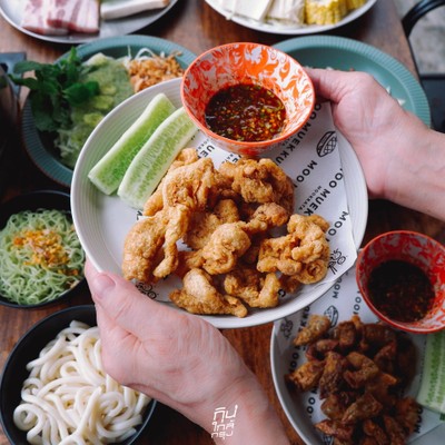 หมูหมึกกุ้ง หมูกระทะ Rooftop