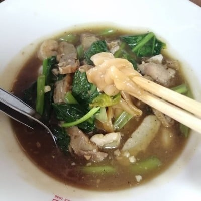 อาหาร หรือ เครื่องดื่ม