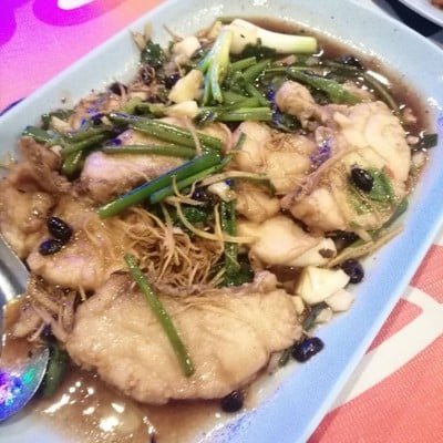 อาหาร หรือ เครื่องดื่ม