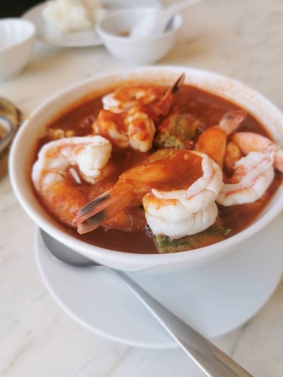 แกงส้มชะอมกุ้ง