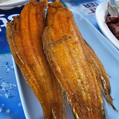 ปลาลิ้นหมาทอด