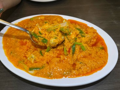 เนื้อปูผัดผงกะหรี่