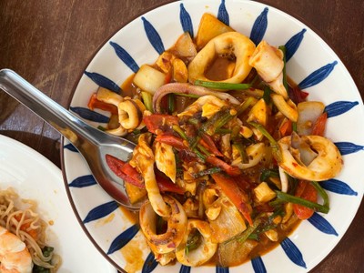 ปลาหมึกผัดไข่เค็ม