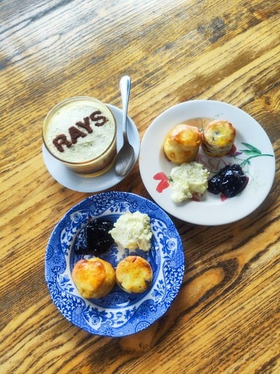 อาหาร หรือ เครื่องดื่ม