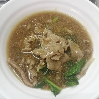 ราดหน้าหมู