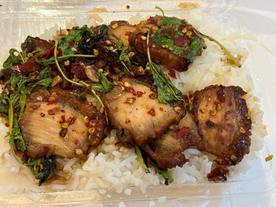 ข้าวกะเพราหมูกรอบ