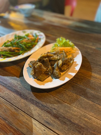 ปลาสลิดทอด