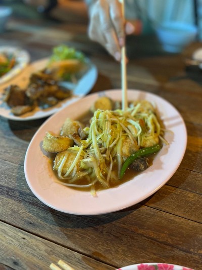 กุยช่ายขาวผัดเต้าหู้