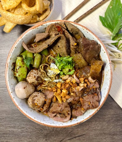 อาหาร หรือ เครื่องดื่ม