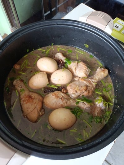 พะโล้น่องไก่