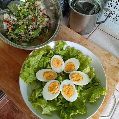 วิธีทำ ยำไข่ต้ม