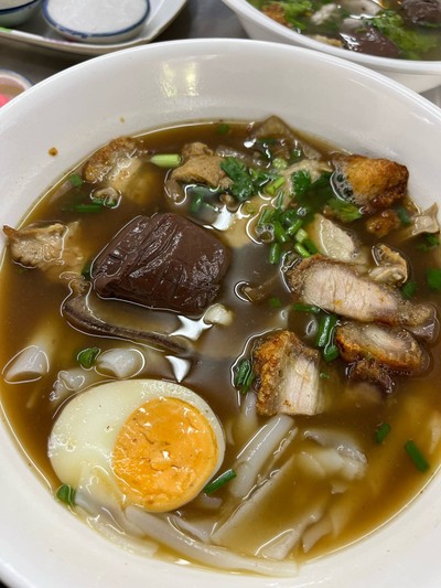 ก๋วยจั๊บน้ำข้น