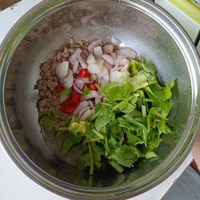 วิธีทำ ยำไข่ต้ม