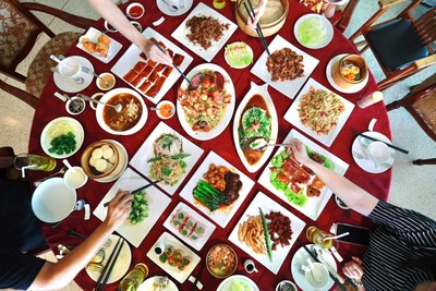 อาหาร หรือ เครื่องดื่ม