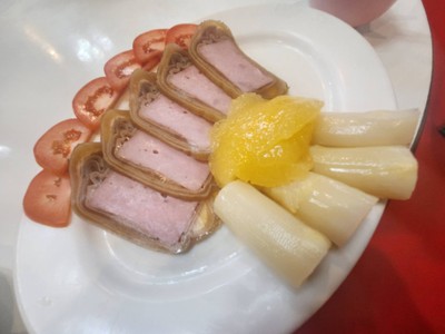 สลัดแพะเย็น สูตรโบราณ