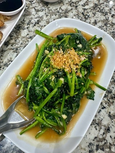 ปวยเล้งผัดน้ำมันหอย