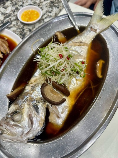 ปลาใบขนุนนึ่งซีอิ๊ว