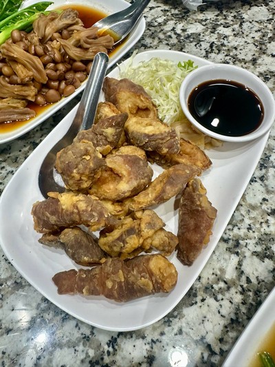 ไส้พะโล้ทอด