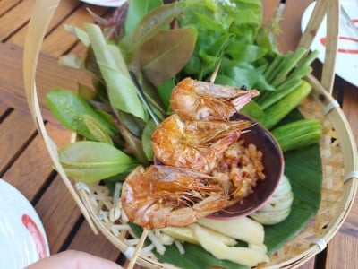 น้ำพริกกุ้งเสียบ