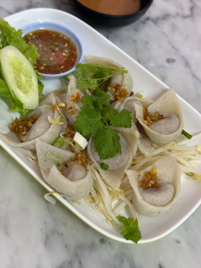 เกี๊ยวปลาลวก