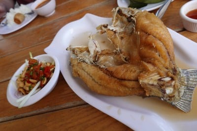ปลากะพงทอดน้ำปลา