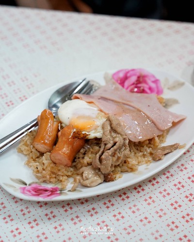 ข้าวผัดอเมริกัน