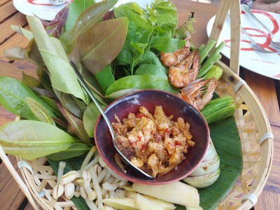 น้ำพริกกุ้งเสียบ