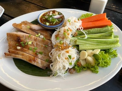 คอหมูย่าง