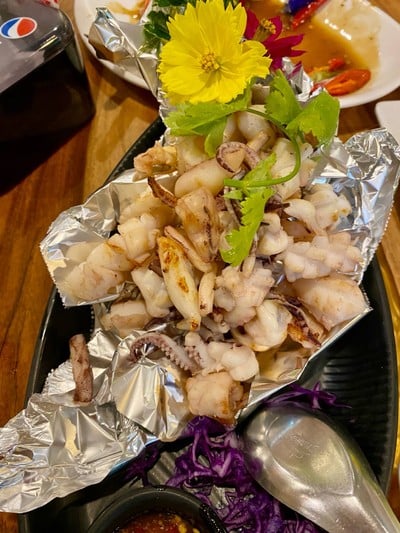 ปลาหมึกย่าง