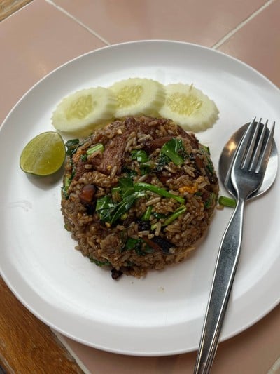 ข้าวผัดอาม่า (เนื้อ)