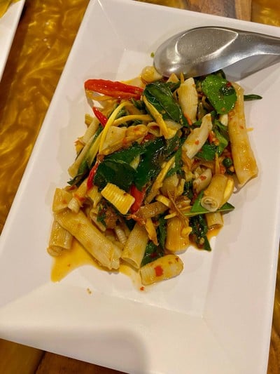 หอยหลอดผัดฉ่า