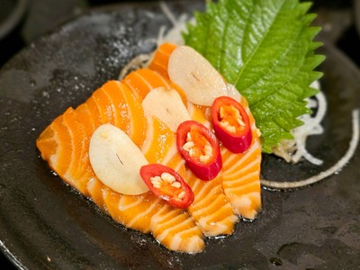 อาหาร หรือ เครื่องดื่ม