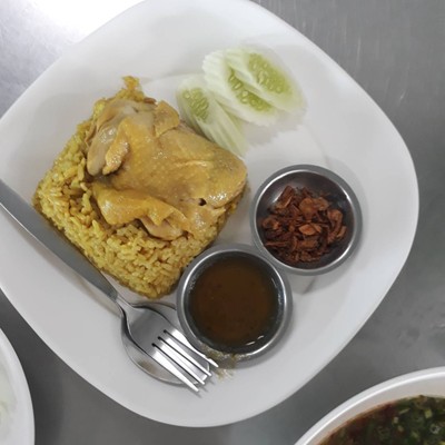 อาหาร หรือ เครื่องดื่ม