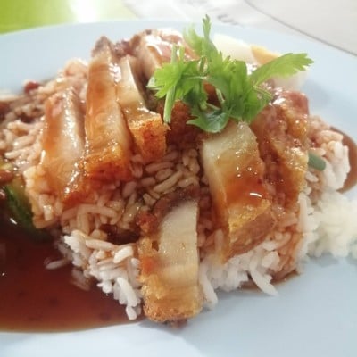 อาหาร หรือ เครื่องดื่ม