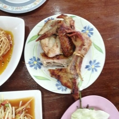 อาหาร หรือ เครื่องดื่ม