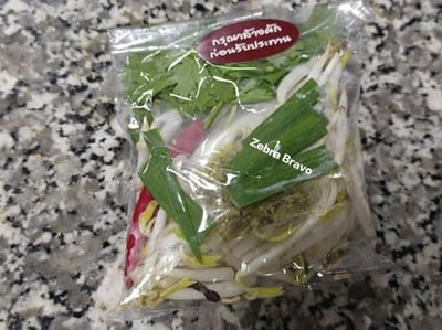 หมี่กรอบ กล่องเล็ก 1 กล่อง