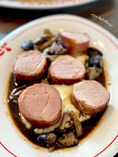 อาหาร หรือ เครื่องดื่ม