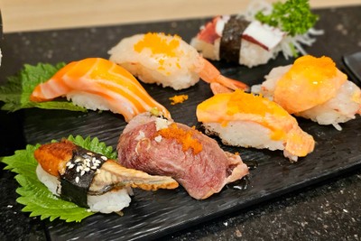 อาหาร หรือ เครื่องดื่ม