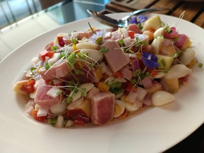 อาหาร หรือ เครื่องดื่ม