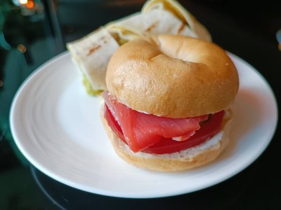 อาหาร หรือ เครื่องดื่ม