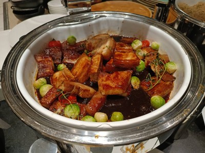 อาหาร หรือ เครื่องดื่ม