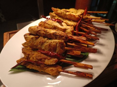 อาหาร หรือ เครื่องดื่ม