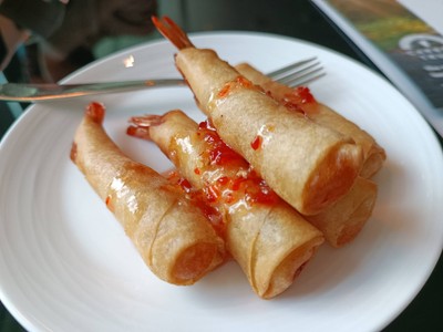 อาหาร หรือ เครื่องดื่ม