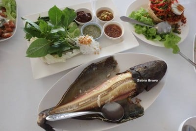 เมี่ยงปลาช่อนเผา