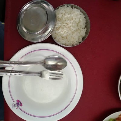 อาหาร หรือ เครื่องดื่ม