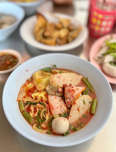 🍜 บะหมี่เกี๊ยวเย็นตาโฟ. (ราคา 40 บาท.)