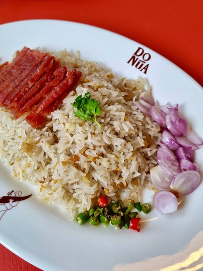 ข้าวผัดดอกเกลือ
