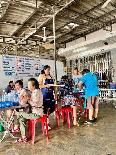 🌅 บรรยากาศร้าน.